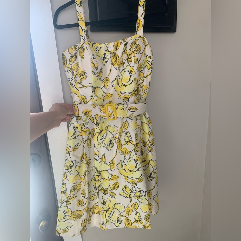 Jessica Howard Floral dress with belt